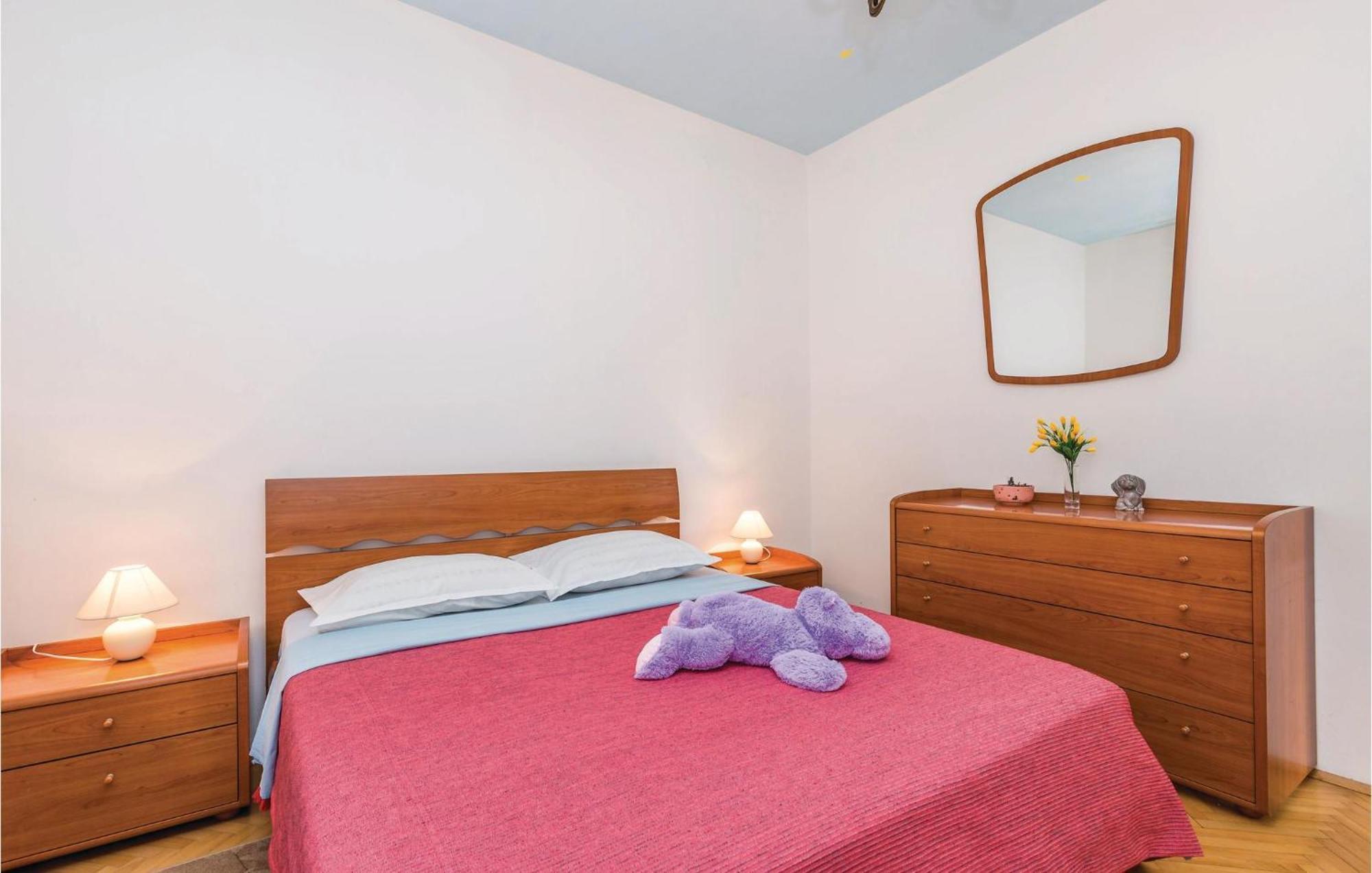 Awesome apartment in Lovran with 4 Bedrooms&WiFi Buitenkant foto