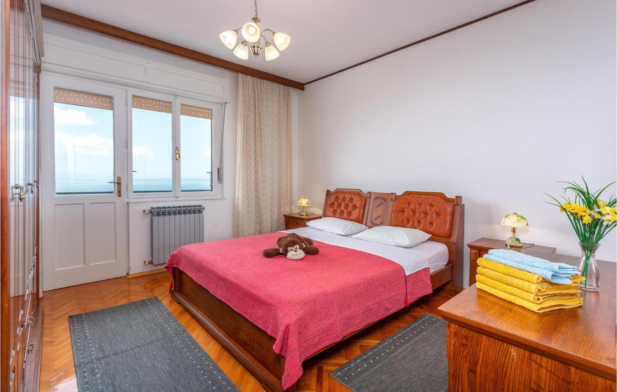 Awesome apartment in Lovran with 4 Bedrooms&WiFi Buitenkant foto